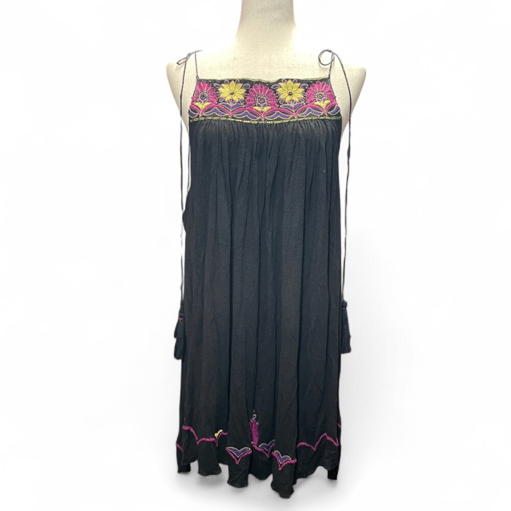 Free People Boho Black Embroidered Flowy Faux Leather Straps Tunic Size Medium
